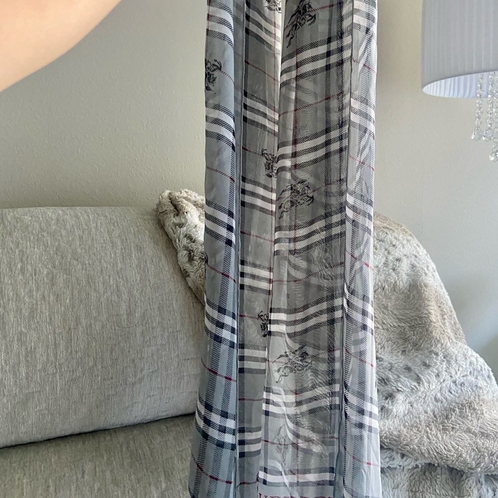 Burberry logo scarf